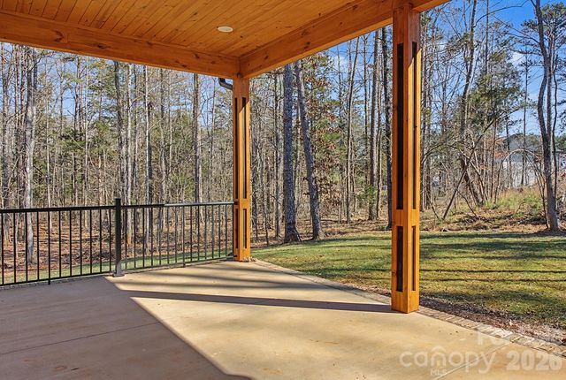 8223 Max Meadows Drive, Charlotte, NC 28227