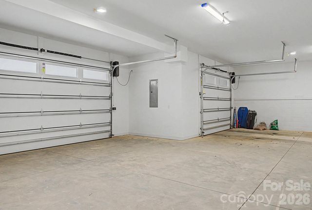 8223 Max Meadows Drive, Charlotte, NC 28227