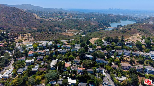 3475 N Knoll Drive, Los Angeles, CA 90068