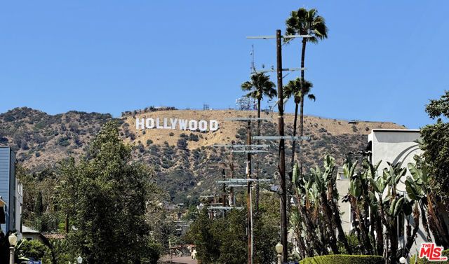 3475 N Knoll Drive, Los Angeles, CA 90068