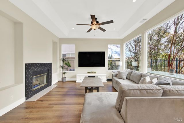 2905 Quail Hollow Dr, Fairfield, CA 94534