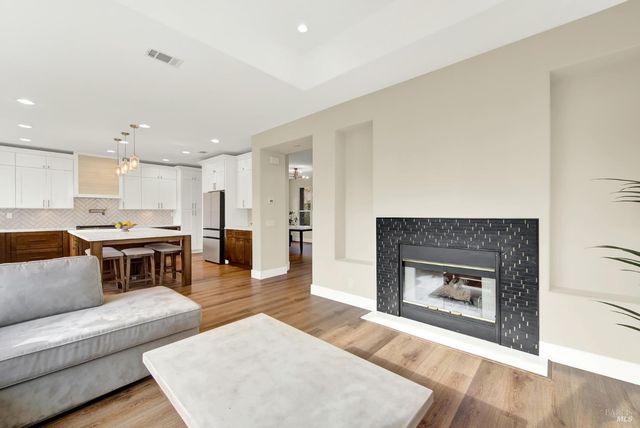 2905 Quail Hollow Dr, Fairfield, CA 94534