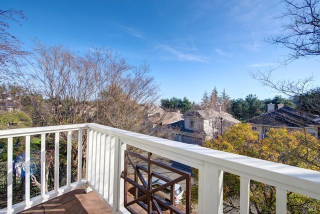 2905 Quail Hollow Dr, Fairfield, CA 94534