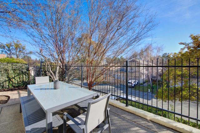 2905 Quail Hollow Dr, Fairfield, CA 94534