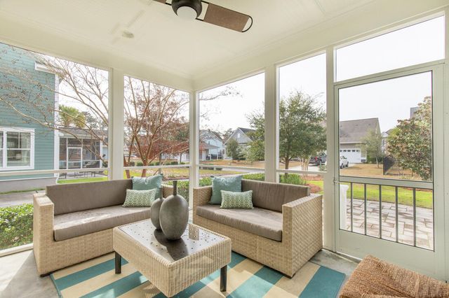 525 Spiral Ramp Court, Charleston, SC 29492