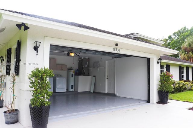 16930 W Mead Hill Dr, Loxahatchee, FL 33470