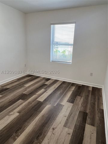 934 SE 19th St, Homestead, FL 33034