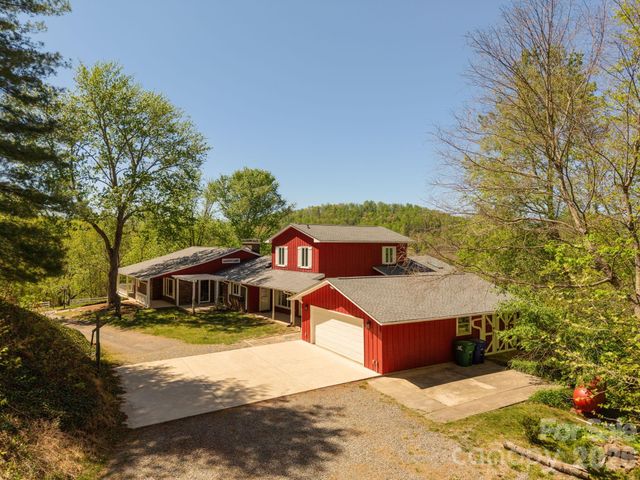 58 Camby Drive, Fairview, NC 28730