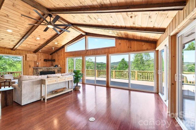 58 Camby Drive, Fairview, NC 28730