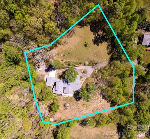 58 Camby Drive, Fairview, NC 28730