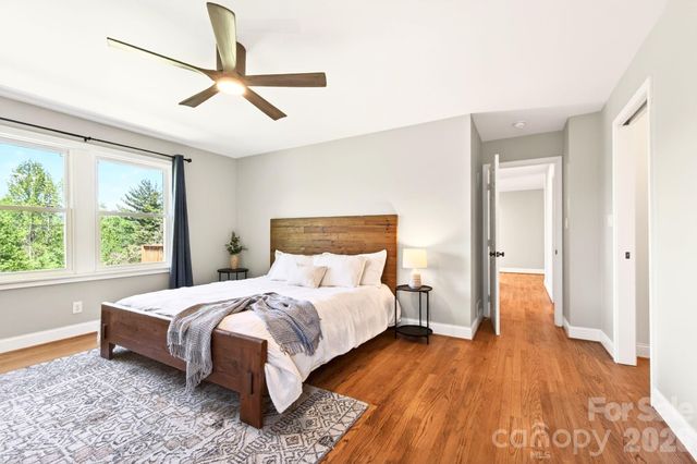 58 Camby Drive, Fairview, NC 28730