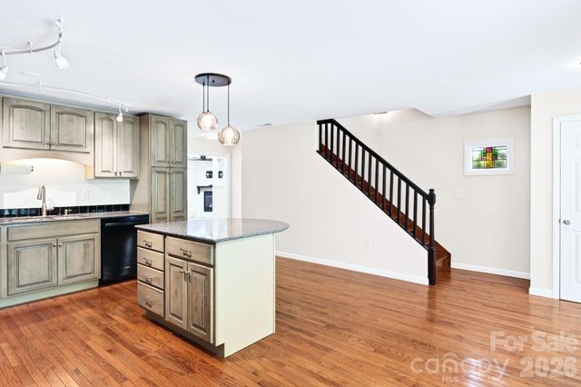 58 Camby Drive, Fairview, NC 28730