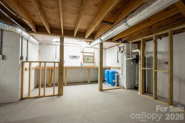 58 Camby Drive, Fairview, NC 28730