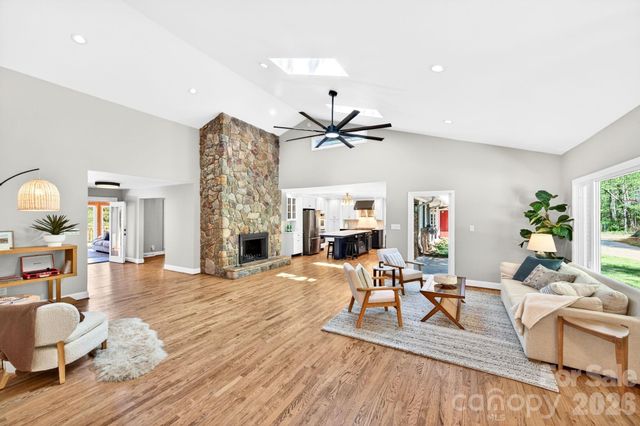 58 Camby Drive, Fairview, NC 28730