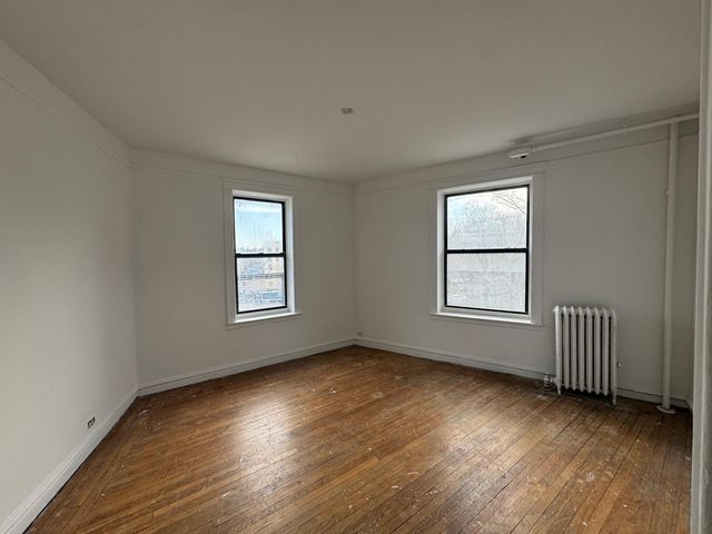 1825 Riverside Dr Apt 5B, New York City, NY 10034
