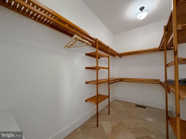 15188 LAKE DR, Scotland, MD 20687