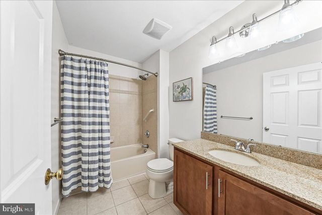 237 DEEPDALE DR, Kennett Square, PA 19348