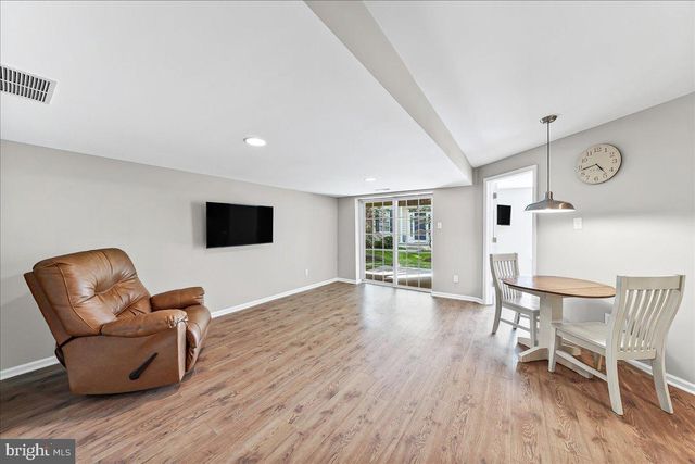 237 DEEPDALE DR, Kennett Square, PA 19348