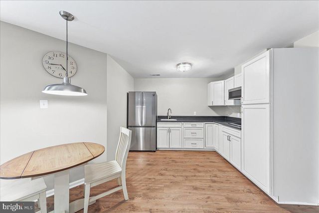 237 DEEPDALE DR, Kennett Square, PA 19348