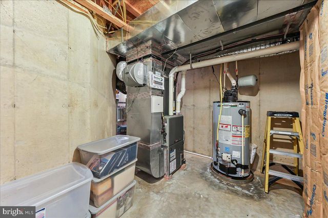 237 DEEPDALE DR, Kennett Square, PA 19348