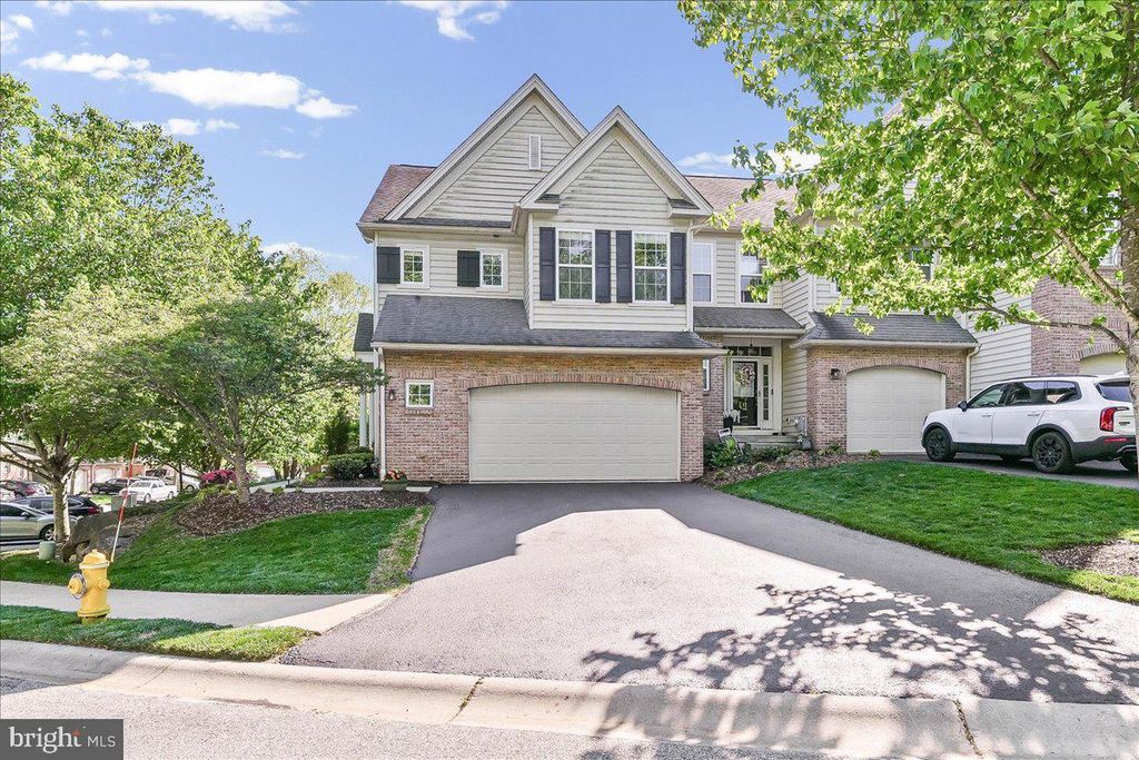 237 DEEPDALE DR, Kennett Square, PA 19348