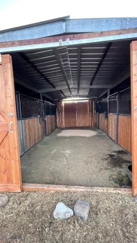 138 Inverness, Livingston, MT 59047