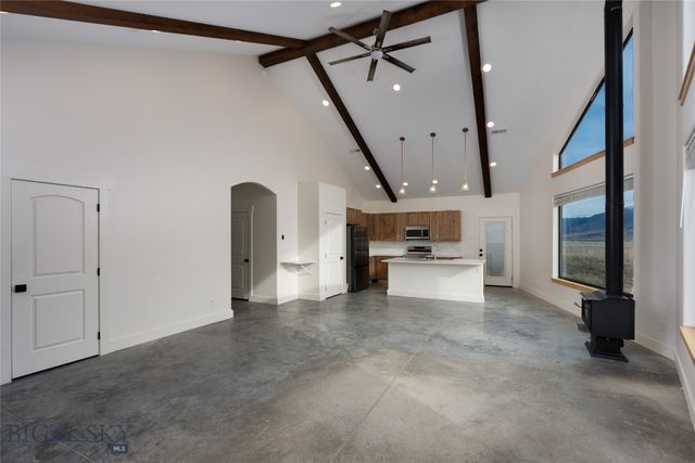 138 Inverness, Livingston, MT 59047