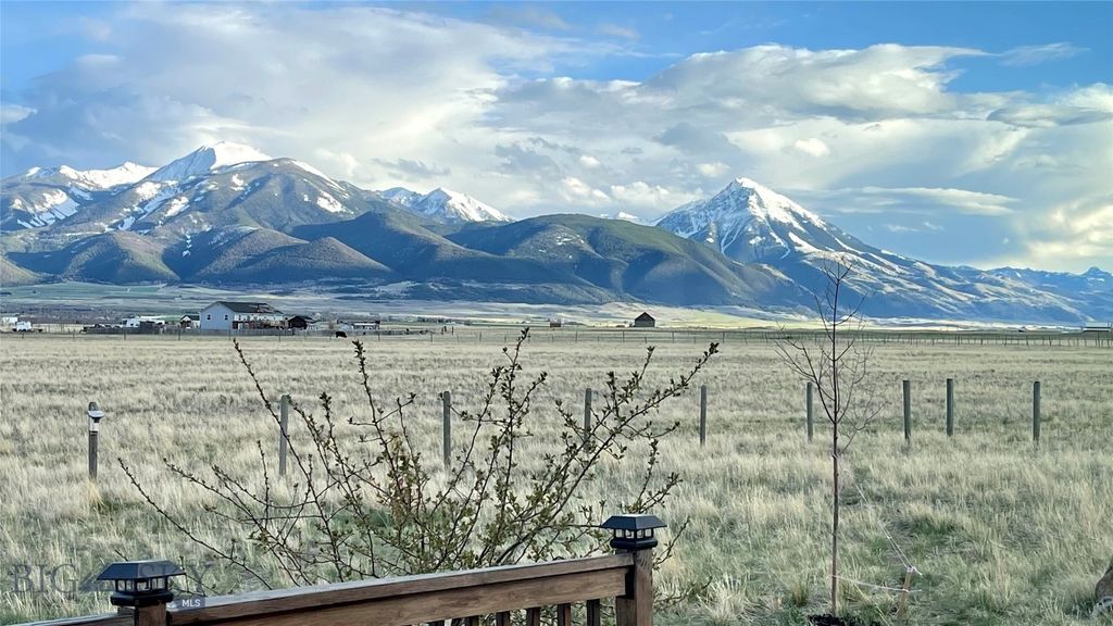 138 Inverness, Livingston, MT 59047 photo 2