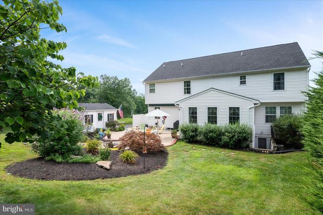 577 PINNACLE DR, Bunker Hill, WV 25413