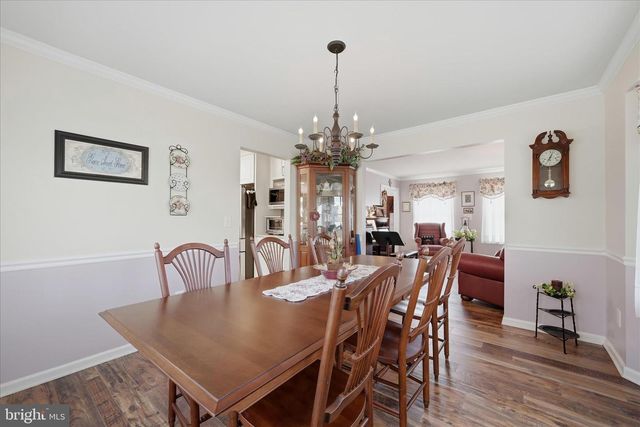 577 PINNACLE DR, Bunker Hill, WV 25413