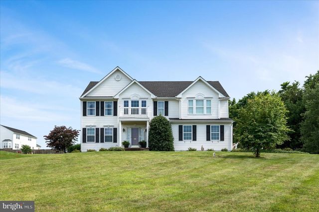 577 PINNACLE DR, Bunker Hill, WV 25413