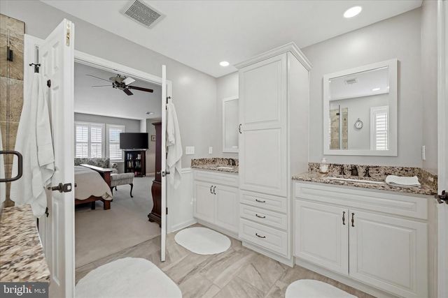577 PINNACLE DR, Bunker Hill, WV 25413