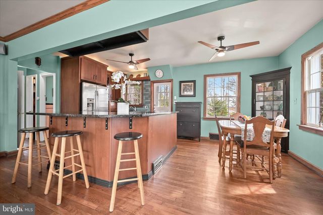 6715 QUEENS CHAPEL RD, Hyattsville, MD 20782