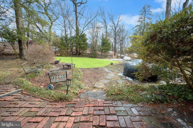 6715 QUEENS CHAPEL RD, Hyattsville, MD 20782