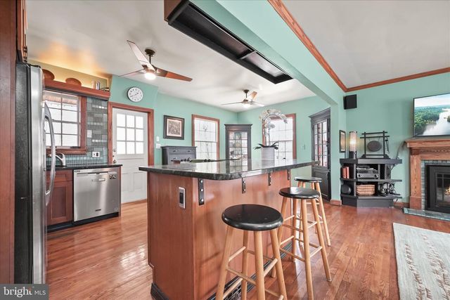 6715 QUEENS CHAPEL RD, Hyattsville, MD 20782