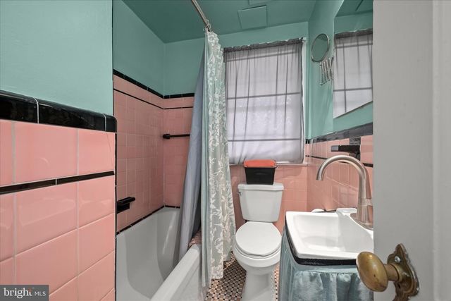 6715 QUEENS CHAPEL RD, Hyattsville, MD 20782