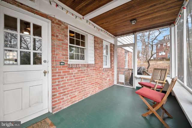 6715 QUEENS CHAPEL RD, Hyattsville, MD 20782