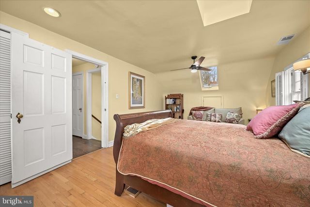 6715 QUEENS CHAPEL RD, Hyattsville, MD 20782