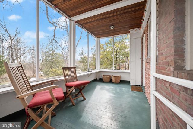 6715 QUEENS CHAPEL RD, Hyattsville, MD 20782