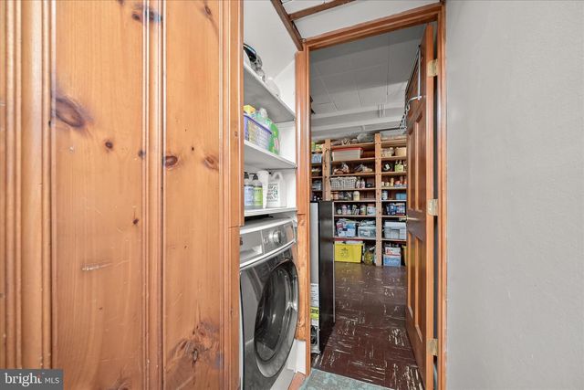 6715 QUEENS CHAPEL RD, Hyattsville, MD 20782