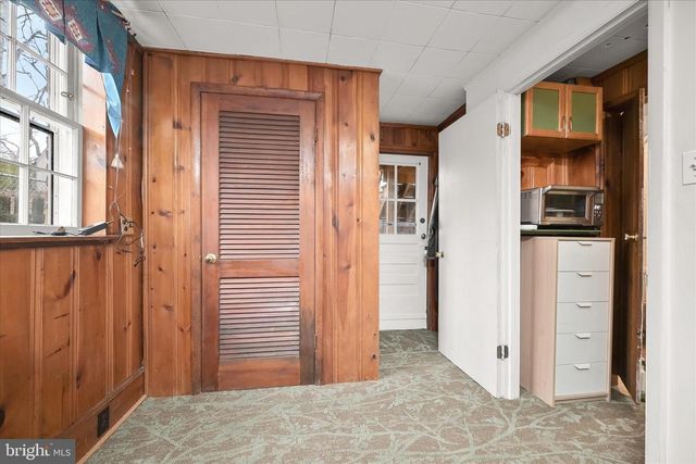 6715 QUEENS CHAPEL RD, Hyattsville, MD 20782