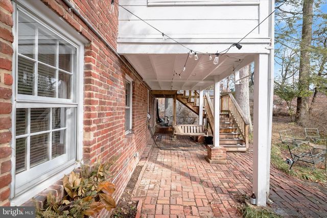 6715 QUEENS CHAPEL RD, Hyattsville, MD 20782