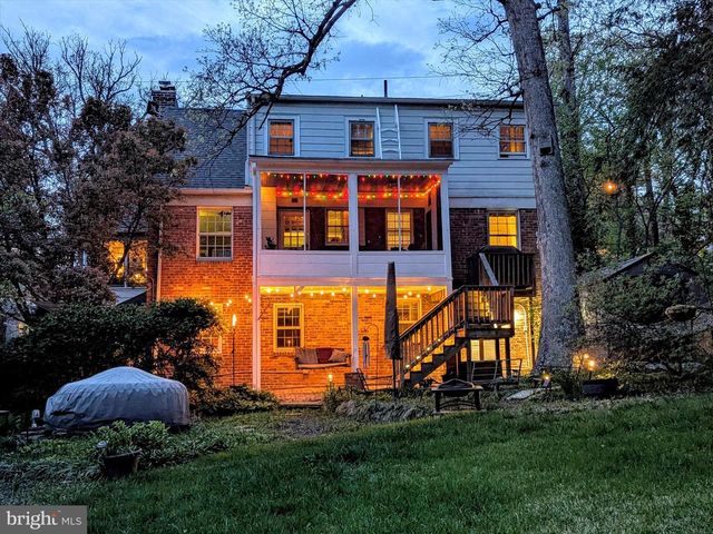 6715 QUEENS CHAPEL RD, Hyattsville, MD 20782