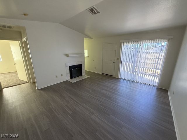 275 North LAMB BL Boulevard C, Las Vegas, NV 89110