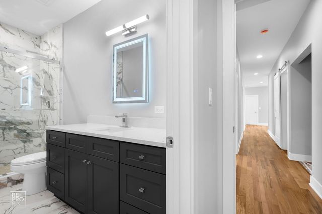 8734 Kimball Avenue 2, Skokie, IL 60076