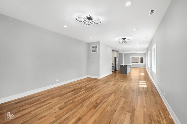 8734 Kimball Avenue 2, Skokie, IL 60076