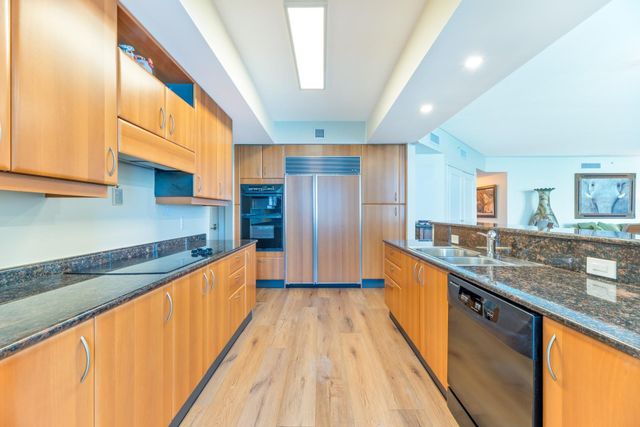 2100 N Ocean Boulevard 19D, Fort Lauderdale, FL 33305