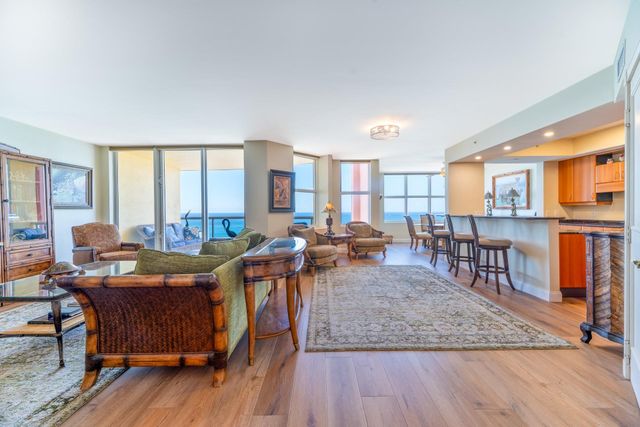 2100 N Ocean Boulevard 19D, Fort Lauderdale, FL 33305