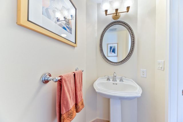 2100 N Ocean Boulevard 19D, Fort Lauderdale, FL 33305