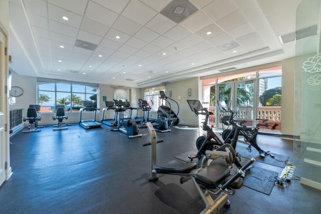 2100 N Ocean Boulevard 19D, Fort Lauderdale, FL 33305